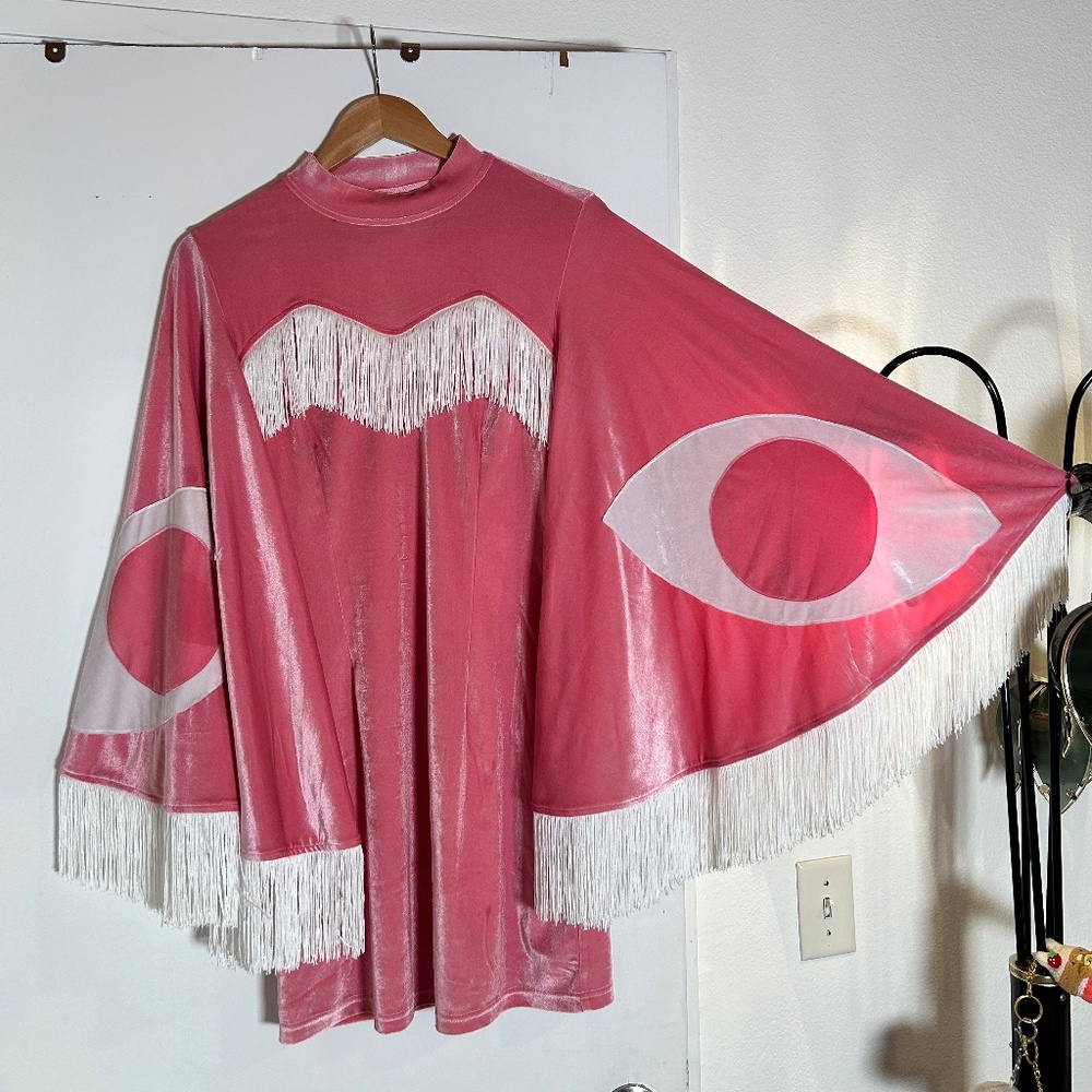 Discontinued: Fringe pink moth mini PENDING SALE